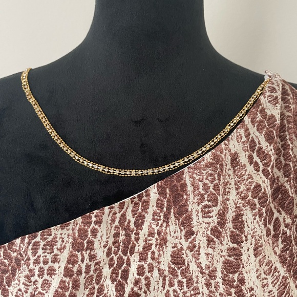 BNWT Fashion Nova One shoulder jumpsuit - Picture 9 of 9